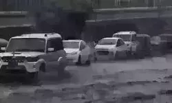 Heavy rain lashes parts of Delhi, Noida, Ghaziabad, IMD predicts more rainfall